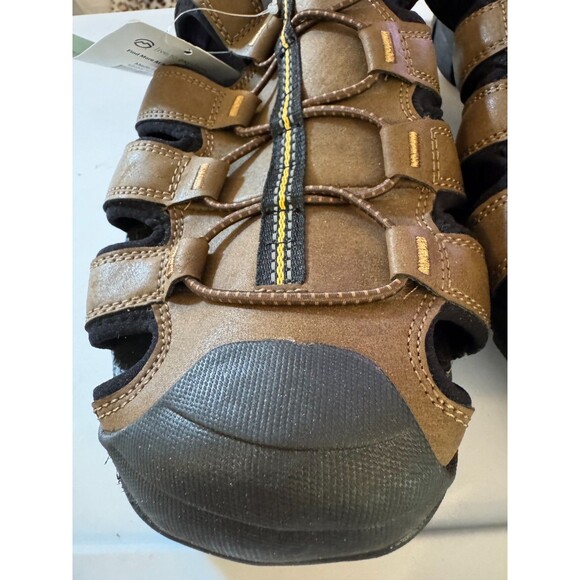 Magellan Outdoors Sandals Brown Leather Round Toe Cutouts Hook Loop Men's Sz 10 - Picture 3 of 11